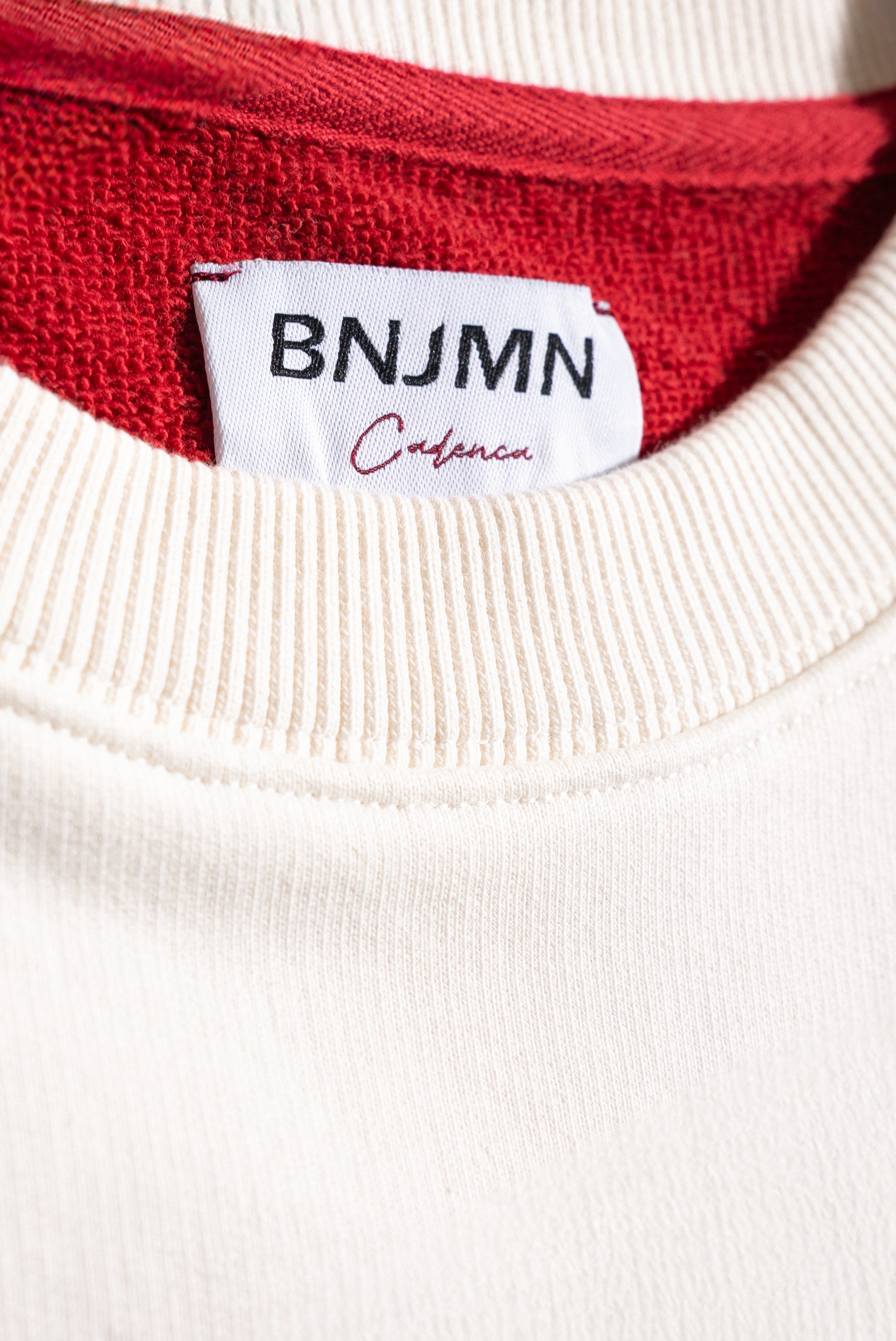 Cadenza Crewneck - Ivory Red
