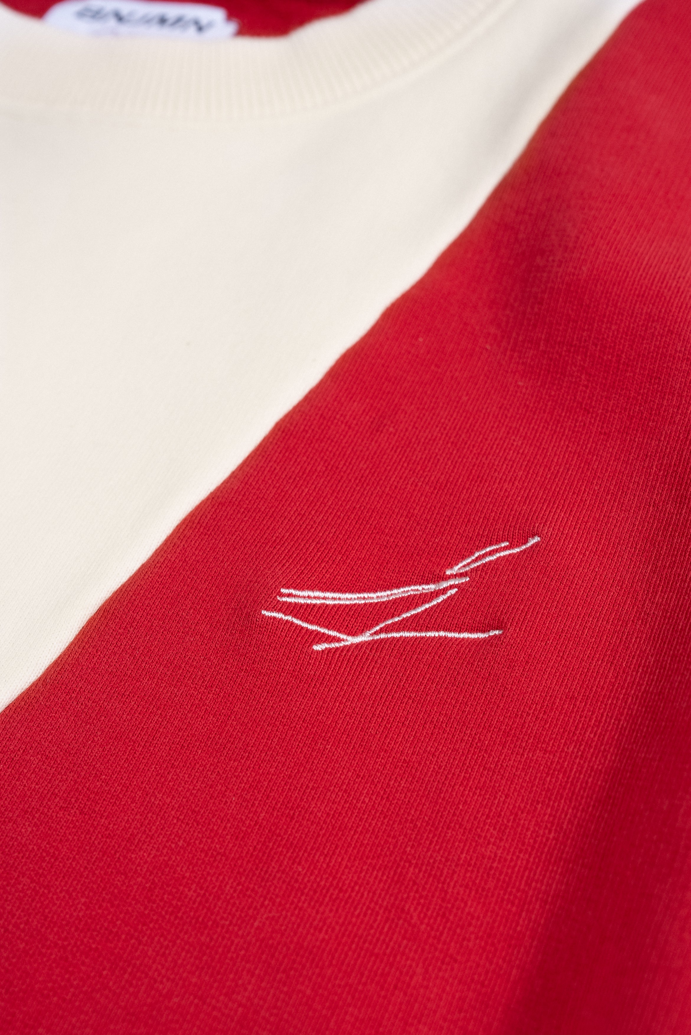 Cadenza Crewneck - Ivory Red